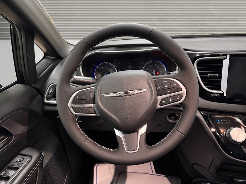 2026 Chrysler Grand Caravan SXT 2WD