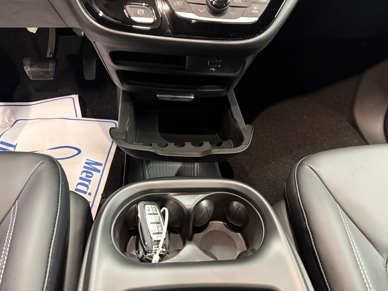 2026 Chrysler Grand Caravan SXT 2WD