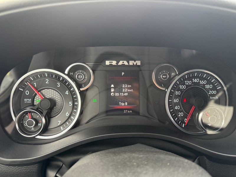 2025 RAM 1500 Big Horn 4x4 Crew Cab 5'7" Box