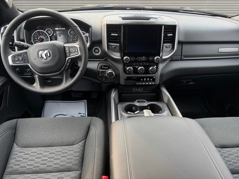 2025 RAM 1500 Big Horn 4x4 Crew Cab 5'7" Box