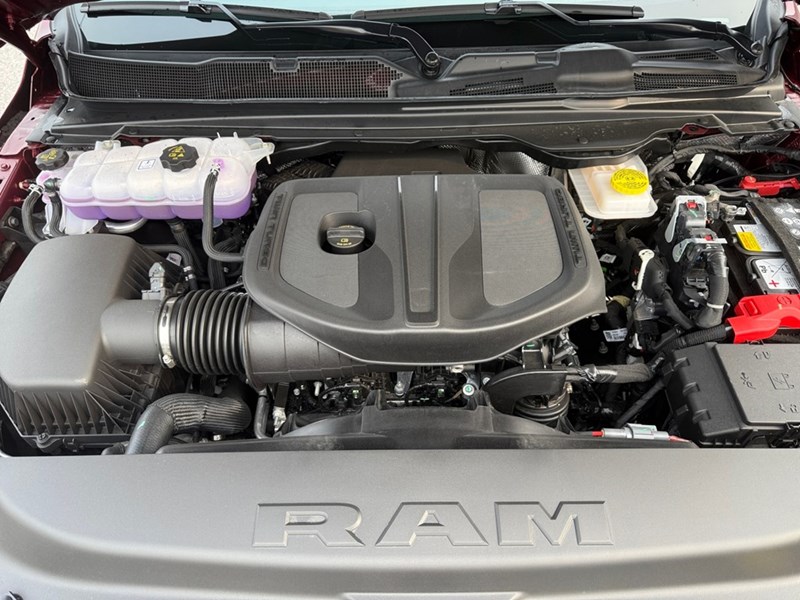 2025 RAM 1500 Big Horn 4x4 Crew Cab 5'7" Box