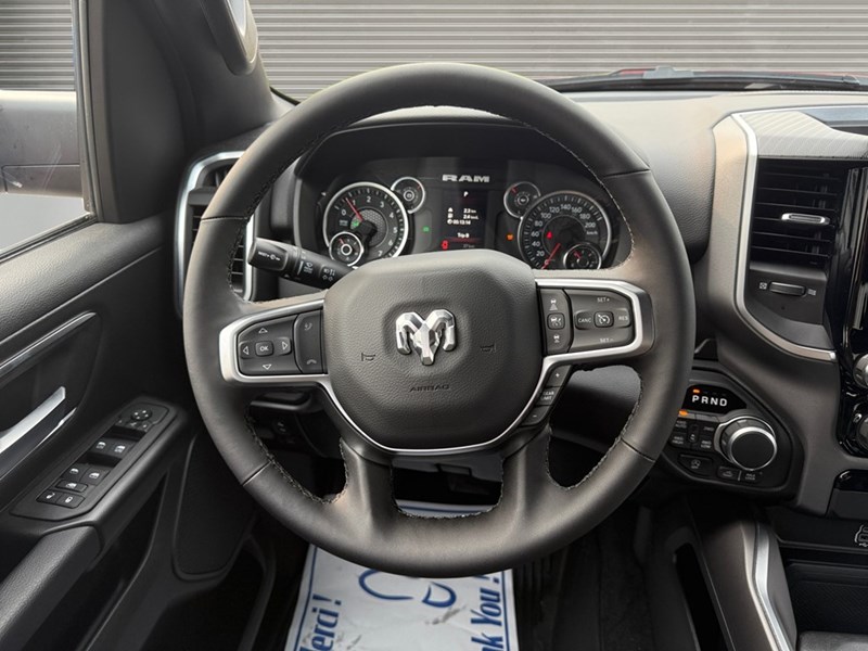 2025 RAM 1500 Big Horn 4x4 Crew Cab 5'7" Box