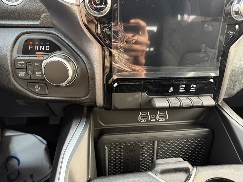 2025 RAM 1500 Big Horn 4x4 Crew Cab 5'7" Box