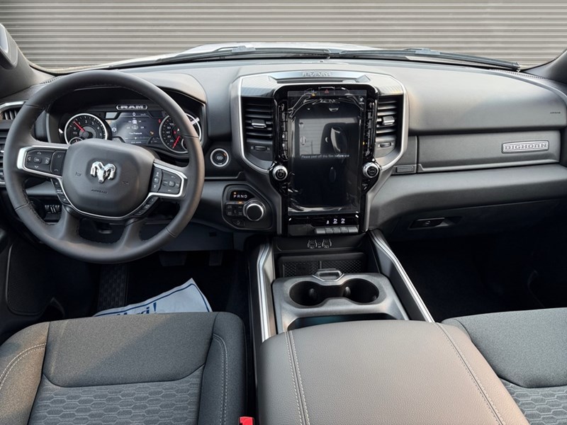 2025 RAM 1500 Big Horn 4x4 Crew Cab 5'7" Box