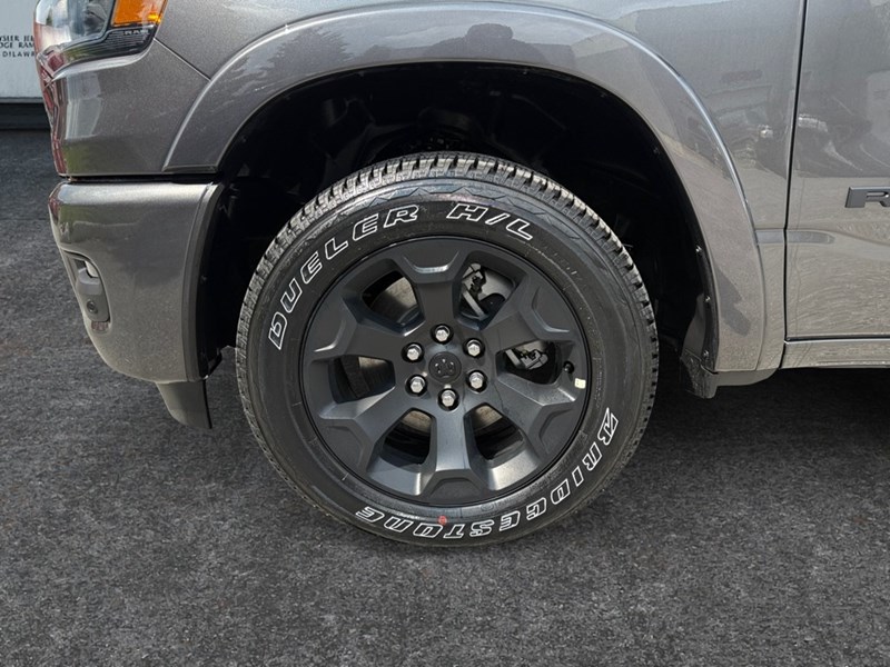 2025 RAM 1500 Big Horn 4x4 Crew Cab 5'7" Box