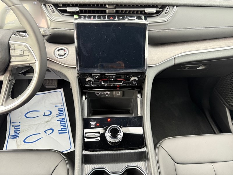 2025 Jeep Grand Cherokee Limited 4x4