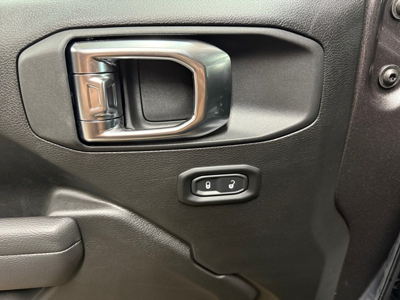 2025 Jeep Wrangler Sport 4 Door 4x4