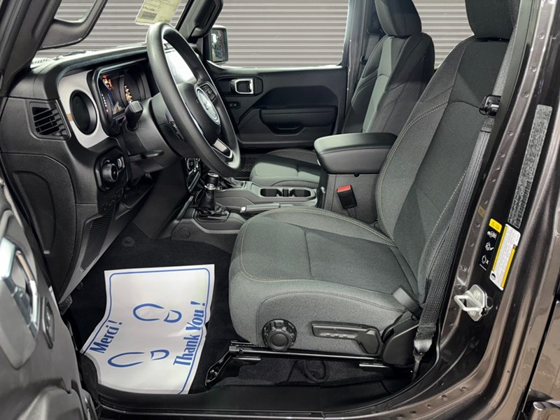 2025 Jeep Wrangler Sport 4 Door 4x4