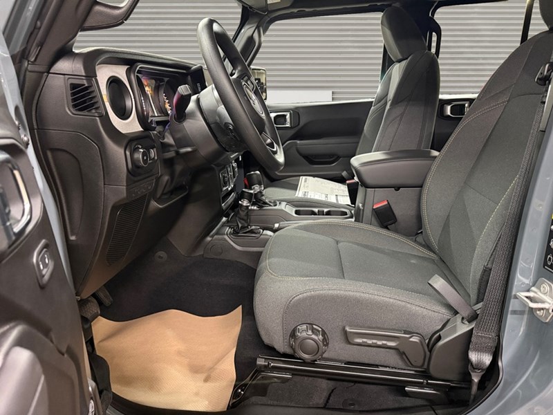 2025 Jeep Wrangler Sport 4 Door 4x4