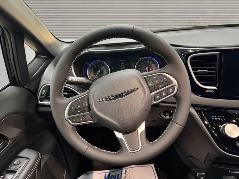 2026 Chrysler Grand Caravan SXT 2WD