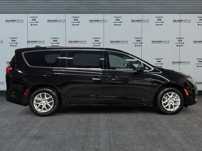 2026 Chrysler Grand Caravan SXT 2WD