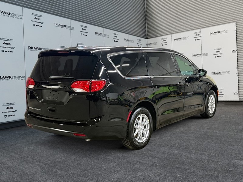 2026 Chrysler Grand Caravan SXT 2WD