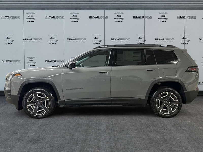 2026 Jeep Cherokee Laredo 4x4 Hybrid