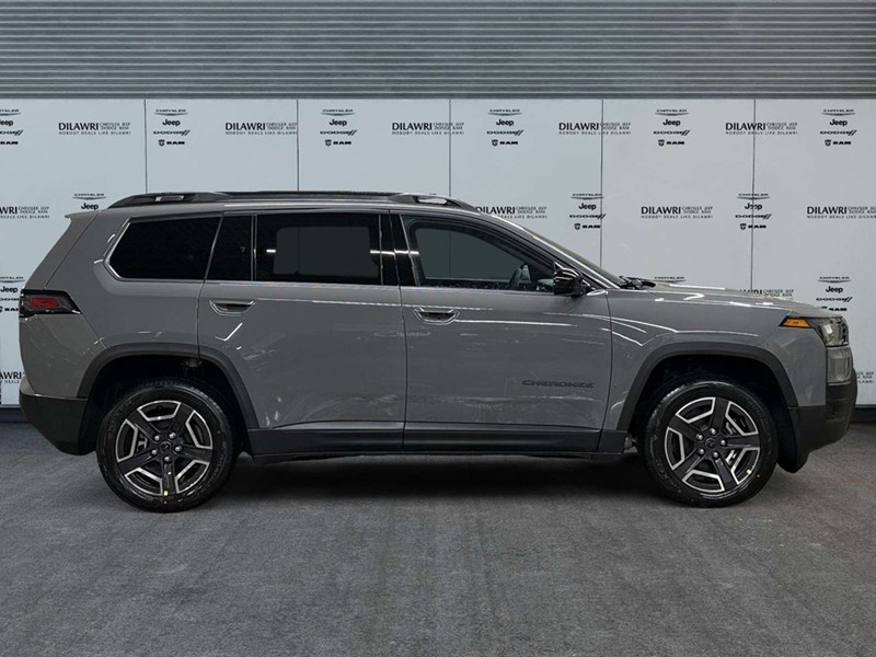 2026 Jeep Cherokee Laredo 4x4 Hybrid