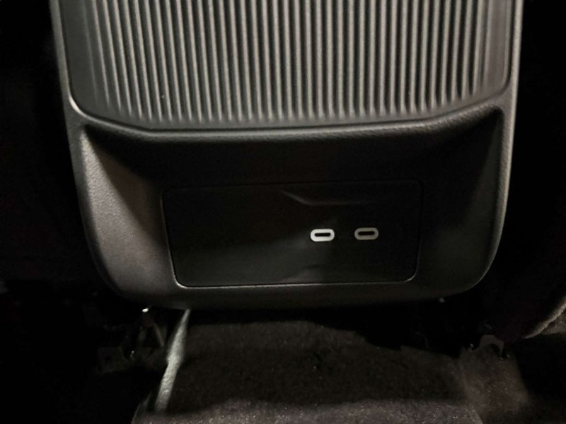 2026 Jeep Cherokee Laredo 4x4 Hybrid