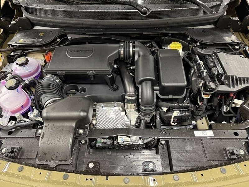 2026 Jeep Cherokee Laredo 4x4 Hybrid