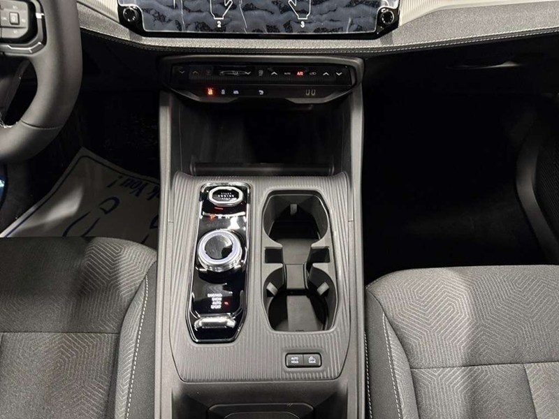2026 Jeep Cherokee Laredo 4x4 Hybrid