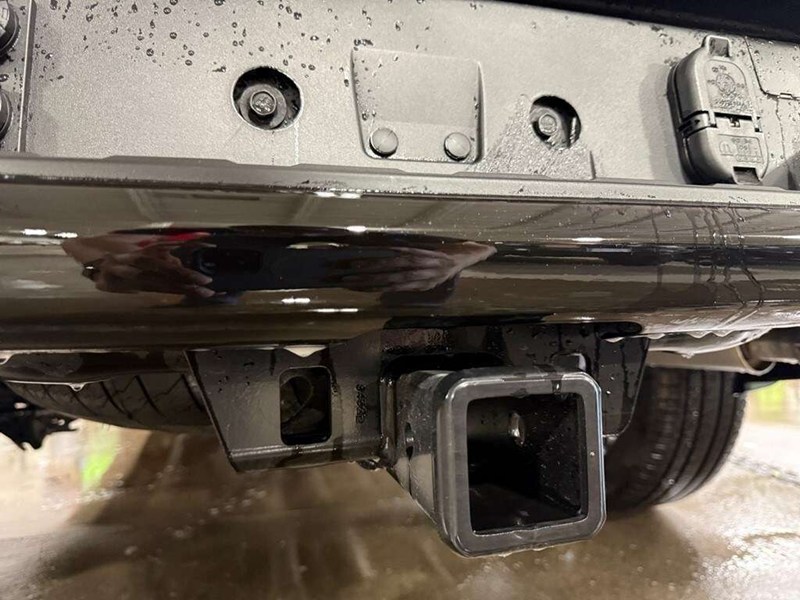 2026 RAM 1500 Sport 4x4 Crew Cab V8 HEMI 5'7" Box