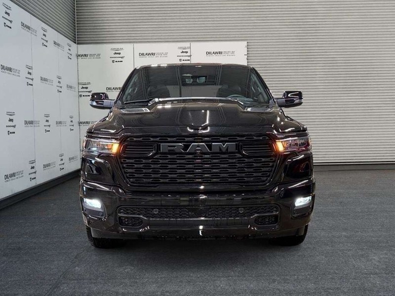 2026 RAM 1500 Sport 4x4 Crew Cab V8 HEMI 5'7" Box