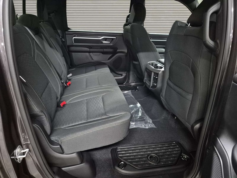 2026 RAM 1500 Big Horn Night Edition 4x4 Crew Cab 5'7" Box