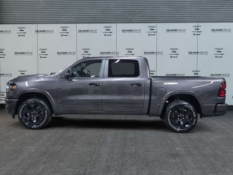 2026 RAM 1500 Big Horn Night Edition 4x4 Crew Cab 5'7" Box