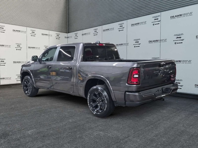 2026 RAM 1500 Big Horn Night Edition 4x4 Crew Cab 5'7" Box