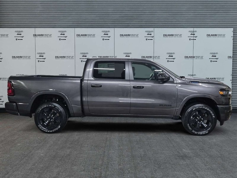 2026 RAM 1500 Big Horn Night Edition 4x4 Crew Cab 5'7" Box