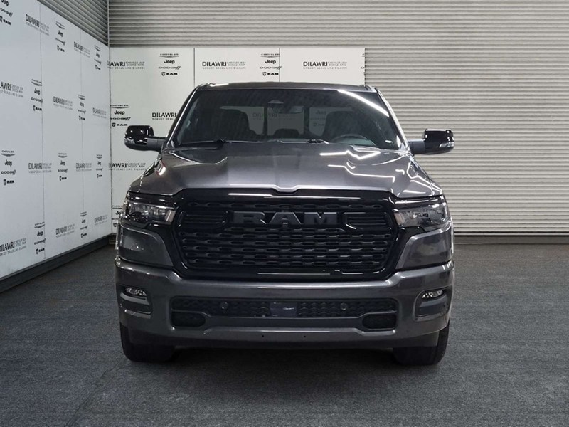 2026 RAM 1500 Big Horn Night Edition 4x4 Crew Cab 5'7" Box