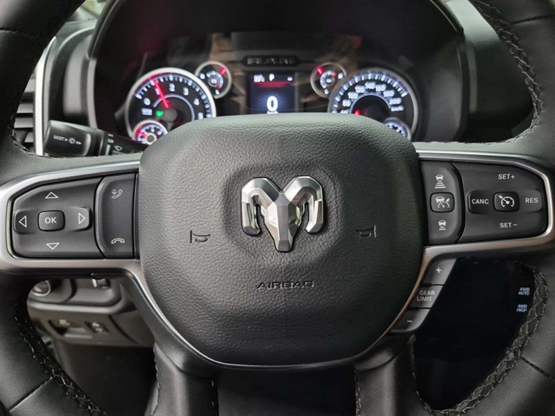2026 RAM 1500 Big Horn Night Edition 4x4 Crew Cab 5'7" Box
