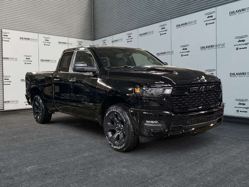 2026 RAM 1500 Black Express Edition 4x4 Quad Cab