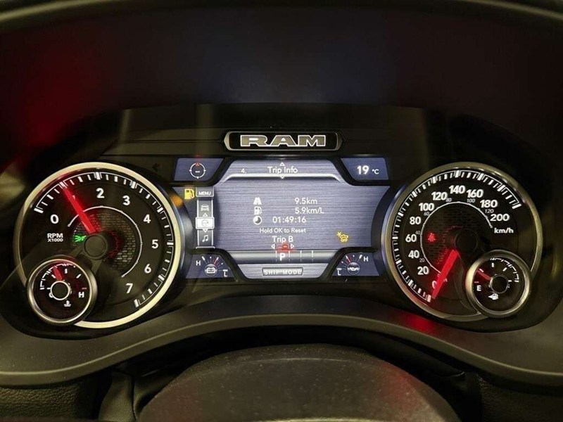 2026 RAM 1500 Black Express Edition 4x4 Quad Cab