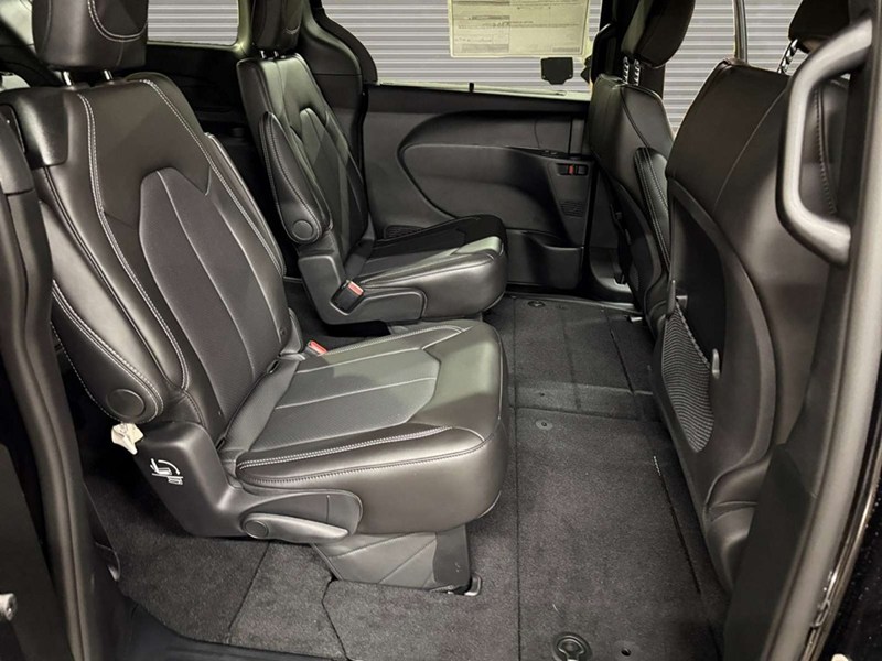 2027 Chrysler Grand Caravan SXT