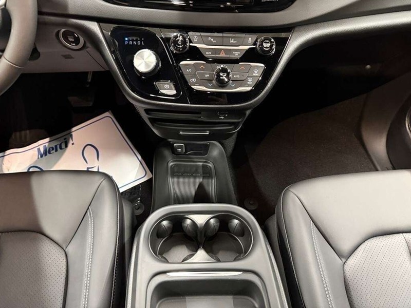 2027 Chrysler Grand Caravan SXT