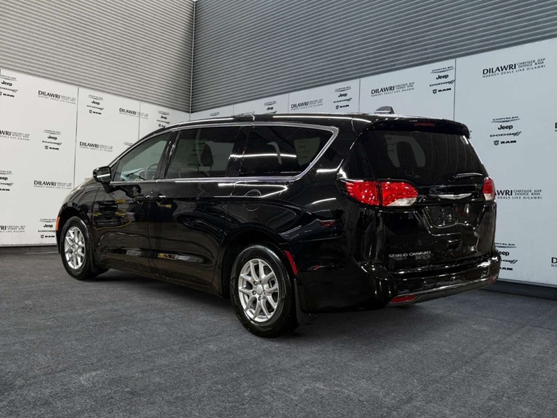 2027 Chrysler Grand Caravan SXT