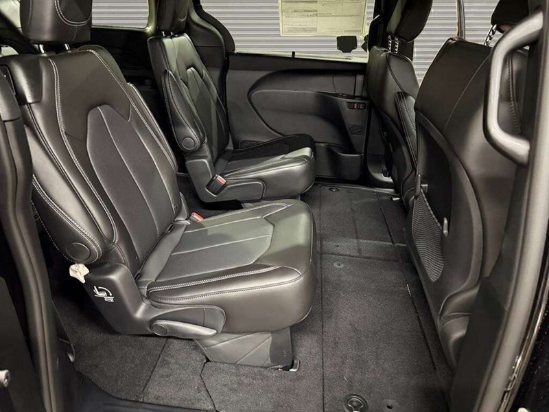 2027 Chrysler Grand Caravan SXT