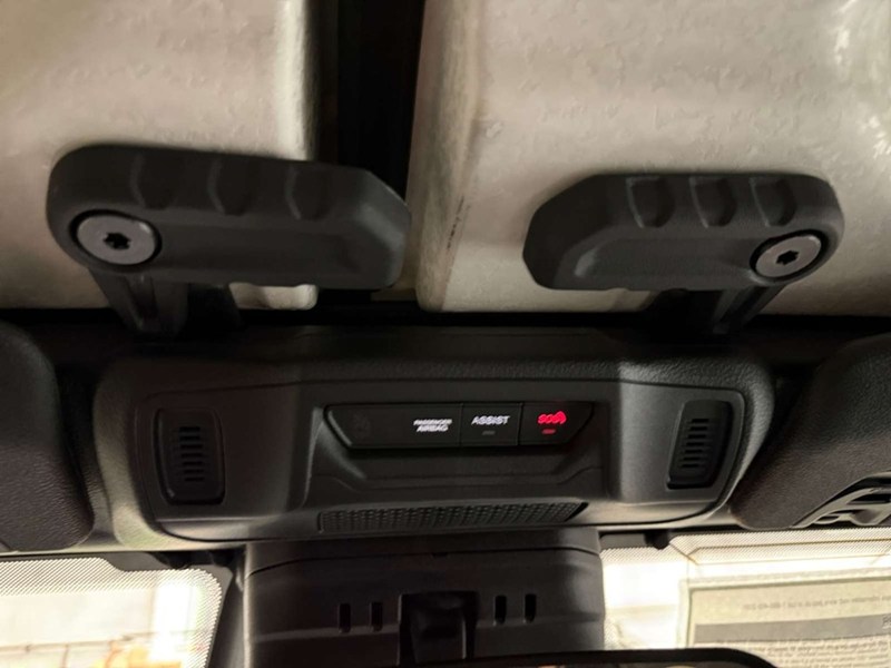 2026 Jeep Gladiator Sport S 4x4 V6