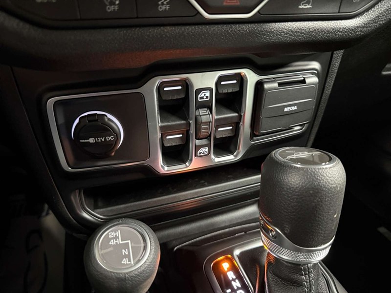 2026 Jeep Gladiator Sport S 4x4 V6