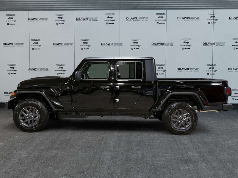 2026 Jeep Gladiator Sport S 4x4 V6