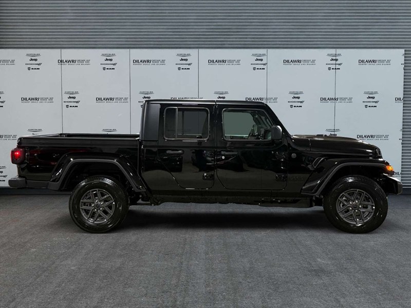 2026 Jeep Gladiator Sport S 4x4 V6