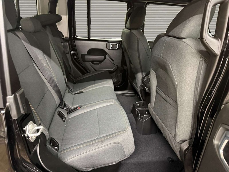 2026 Jeep Gladiator Sport S 4x4 V6