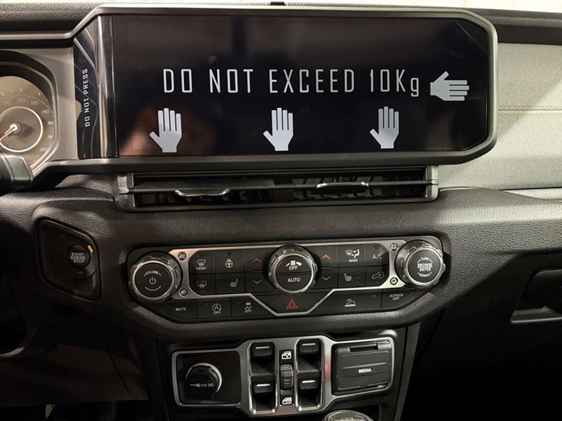 2026 Jeep Gladiator Sport S 4x4 V6