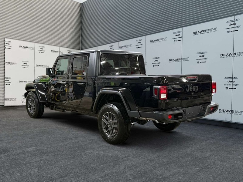 2026 Jeep Gladiator Sport S 4x4 V6