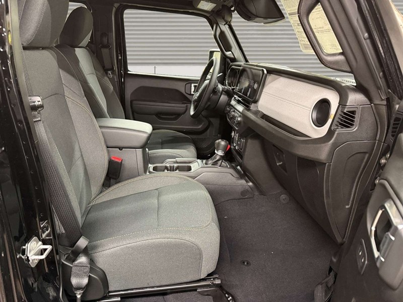 2026 Jeep Gladiator Sport S 4x4 V6