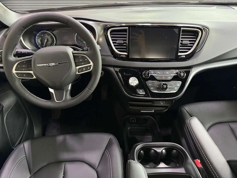 2026 Chrysler Grand Caravan SXT