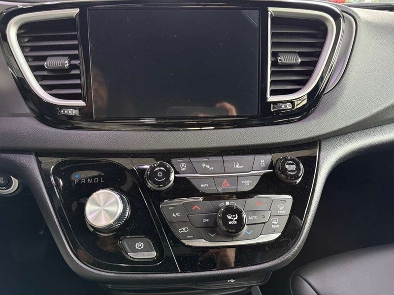 2026 Chrysler Grand Caravan SXT