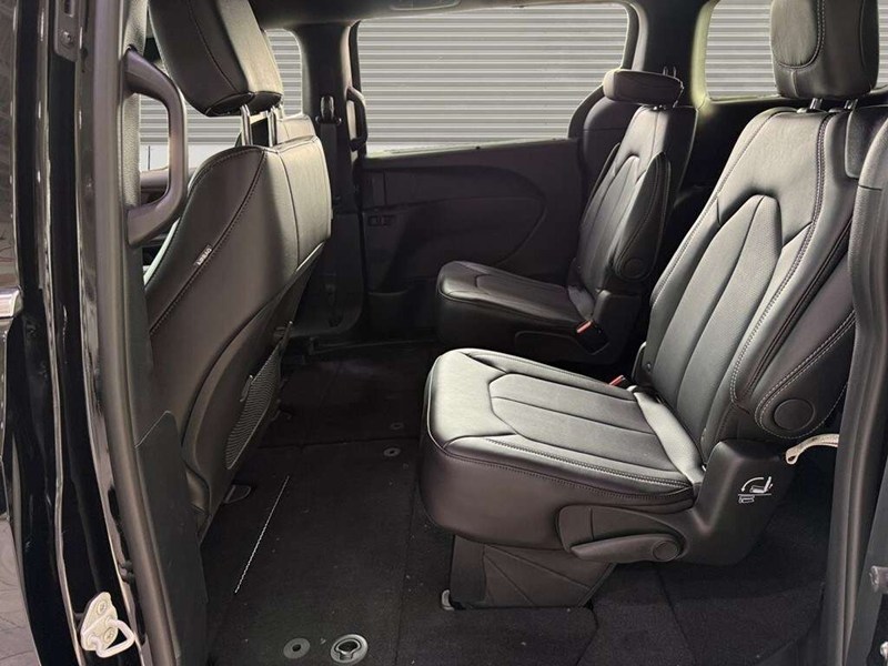 2026 Chrysler Grand Caravan SXT