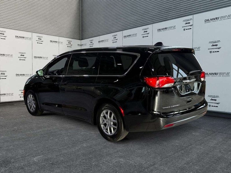 2026 Chrysler Grand Caravan SXT