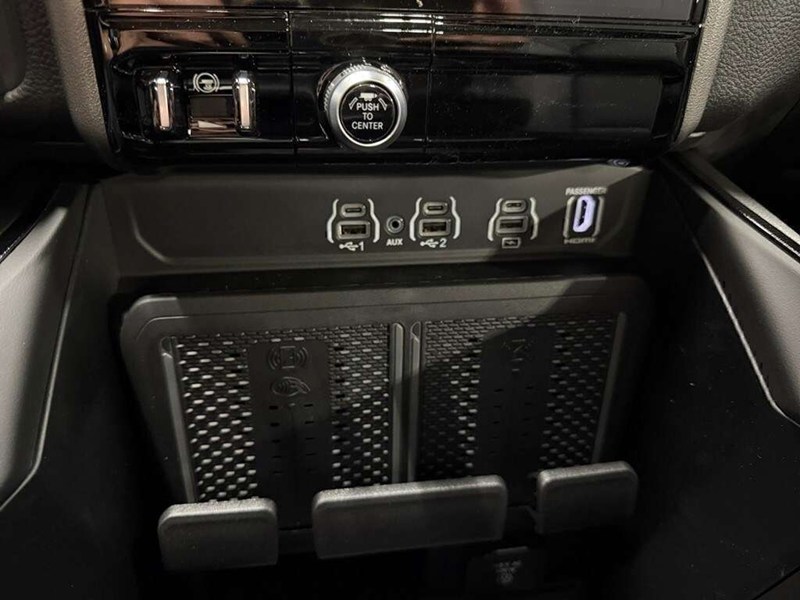 2026 RAM 1500 Sport 4x4 Crew Cab 5'7" Box