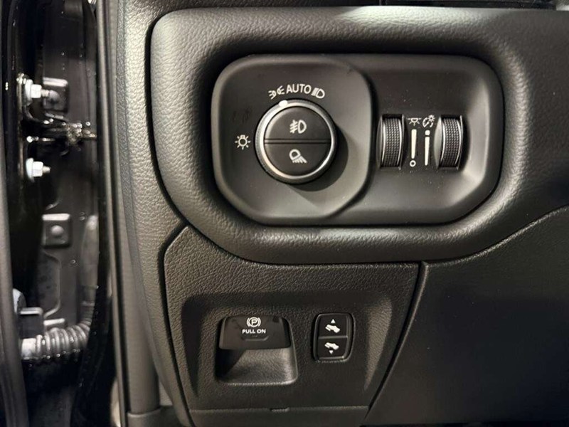 2026 RAM 1500 Sport 4x4 Crew Cab 5'7" Box