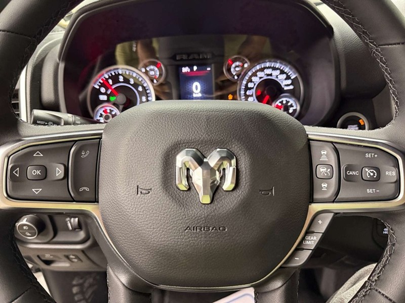 2026 RAM 1500 Big Horn Night Edition 4x4 Crew Cab 5'7" Box